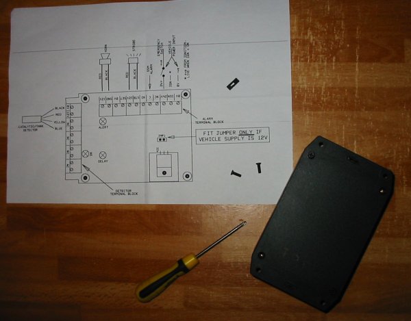 Removing controller case cover