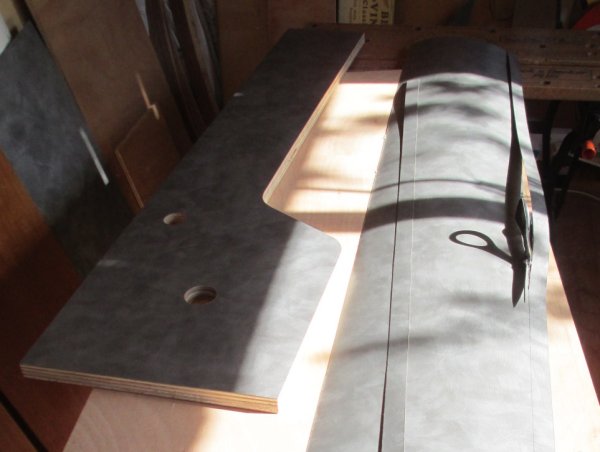 vanity unit laminated top